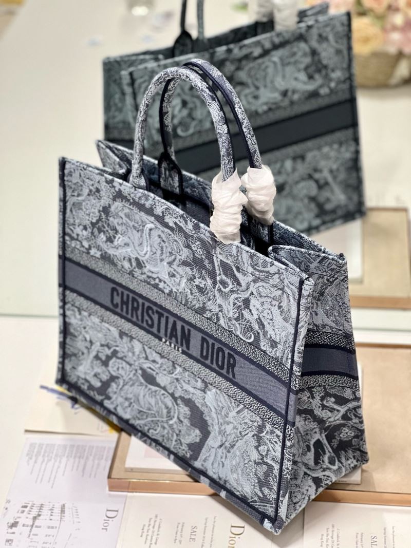 Christian Dior Shopping Bags